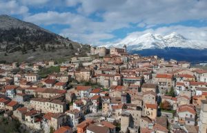 A Scurcola Marsicana 270 delegazioni da tutta italia per il ventennale dell’associazione borghi autentici d’italia