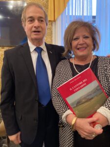  'Il Cantore dei Contadini', presentato a Termoli il saggio di Antonio Mucciaccio a cura della casa del libro 