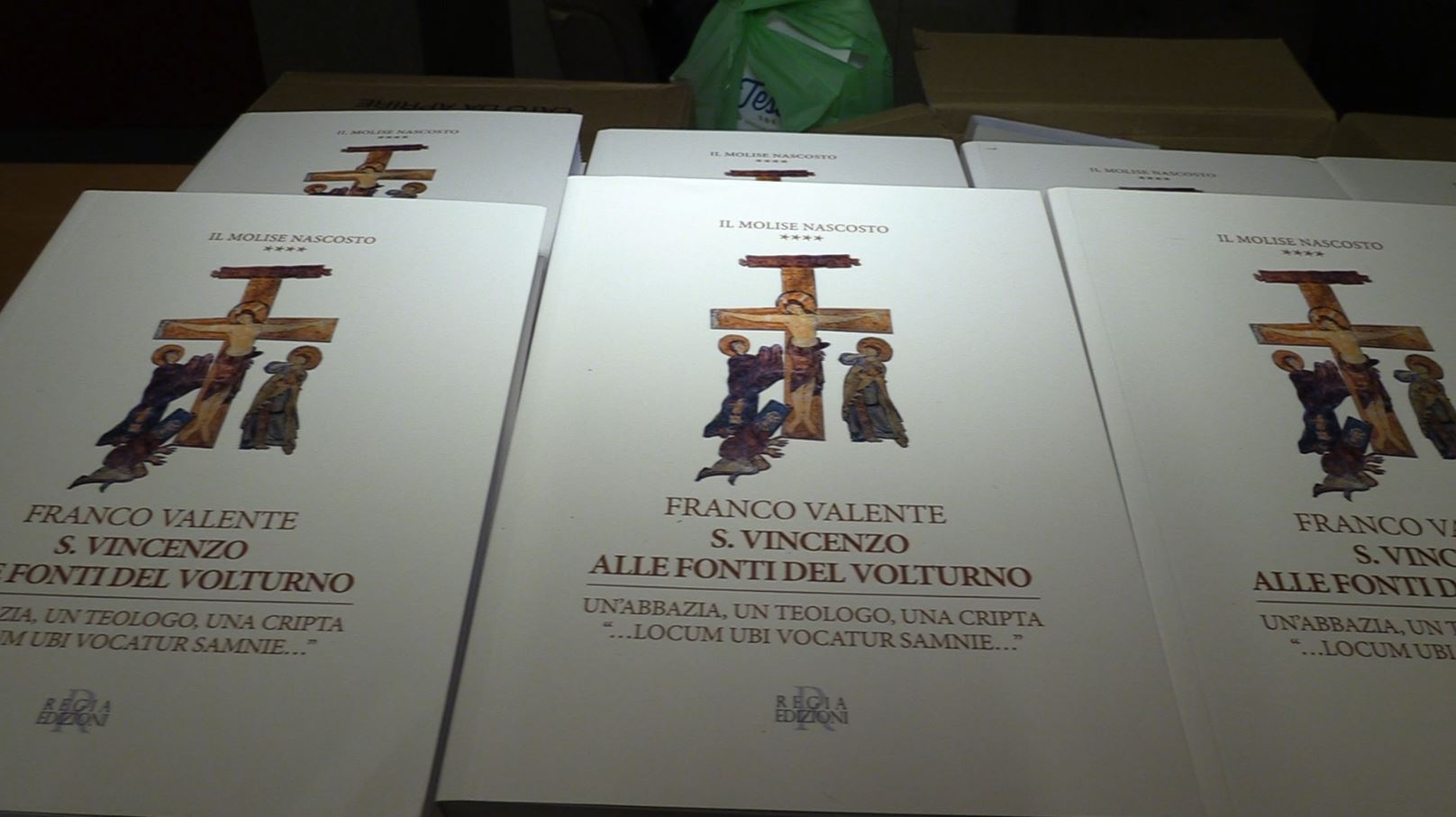 sernia, auditorium incantato da Franco Valente: presentato il libro San Vincenzo alle fonti del Volturno