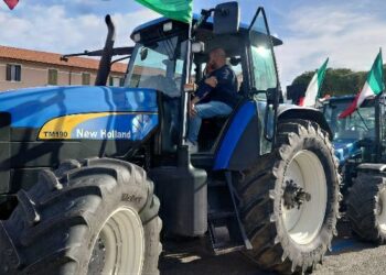 La protesta degli agricoltori - Gli possono fermare i trattori, ma non di arrendersi alle politiche dell’annientamento